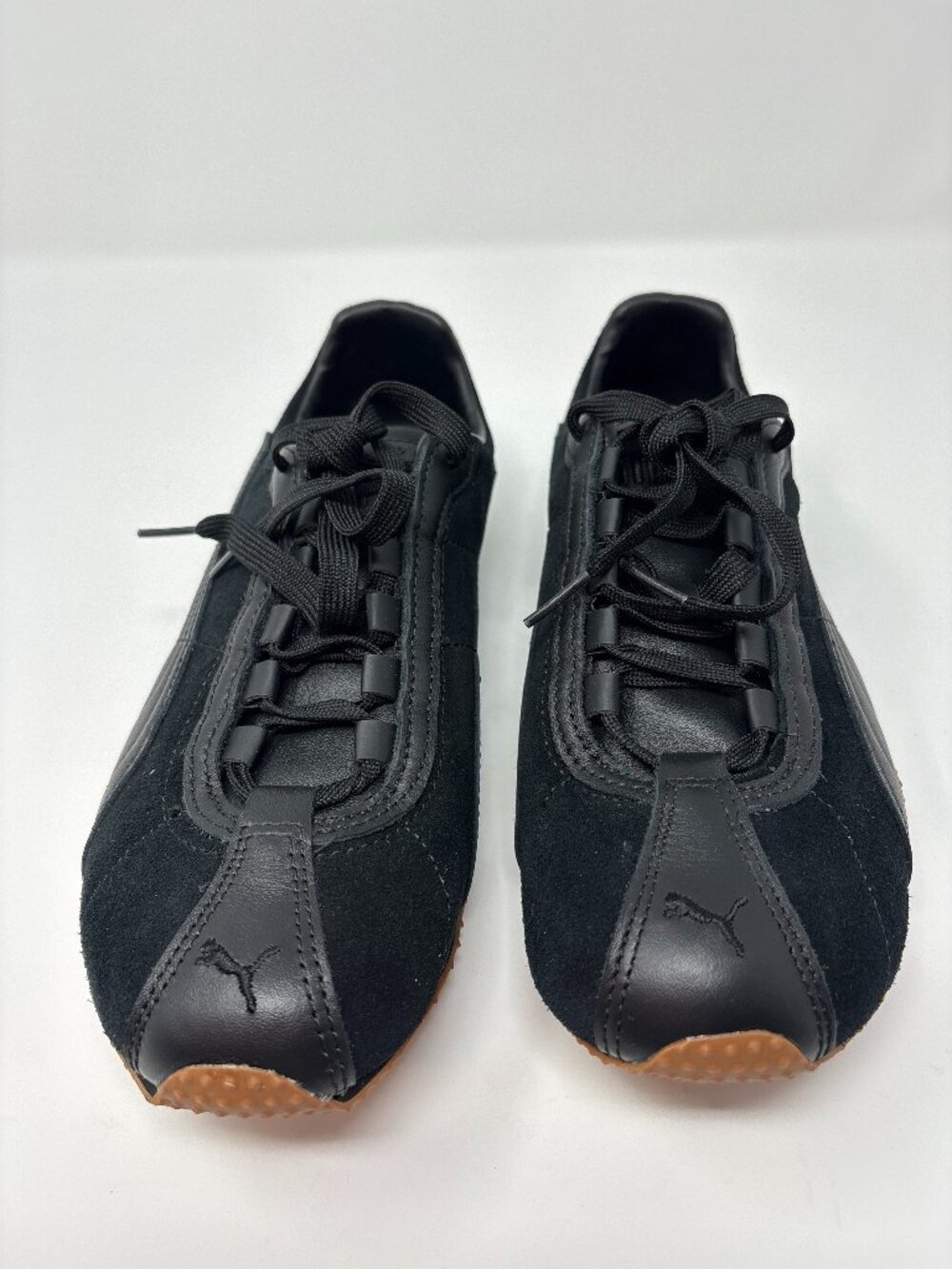 PUMA Bella UT Womens Size 10 Black Suede Leather Gum Sole Sneakers 403492-02